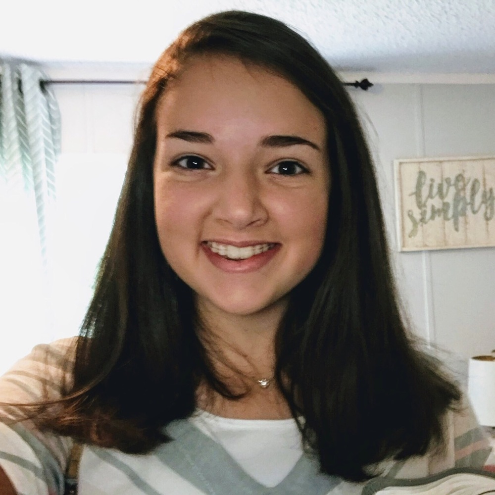 Meet your Posher, Emily